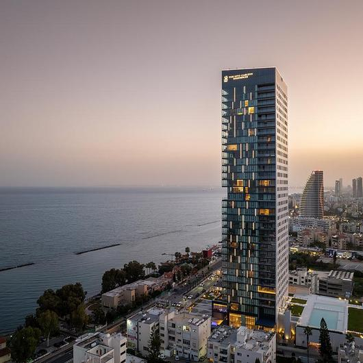 Aluminum Composite Panels at The Ritz-Carlton Residences / Elval Colour