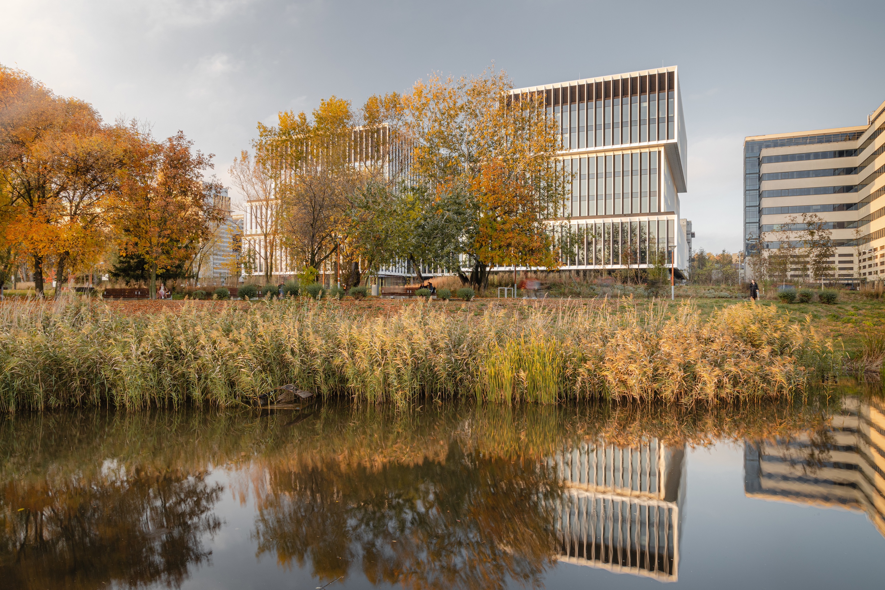 Gallery of Sustainable Building Solutions - 2