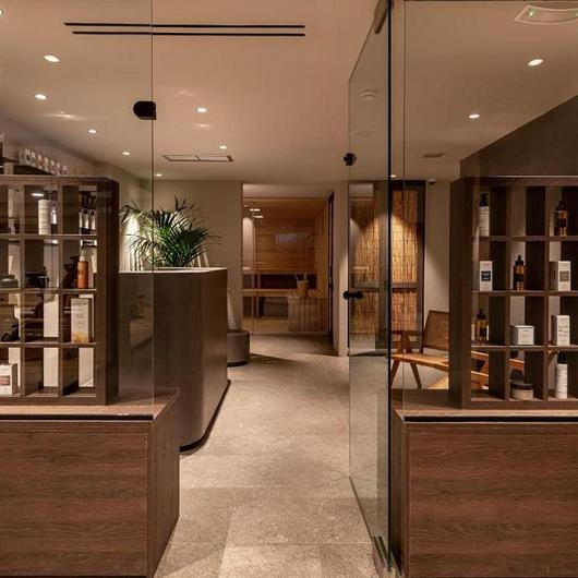 Bespoke Architectural Woodwork at Theros Hotel / Vestal