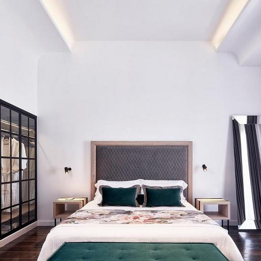 Bespoke Hospitality Furniture at Katikies Garden / Vestal