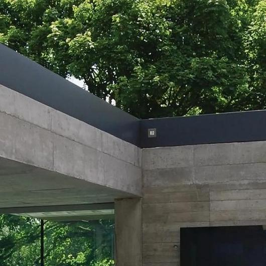 Custom Sliding Over Roof Skylight in Contemporary Outbuilding / Glazing Vision