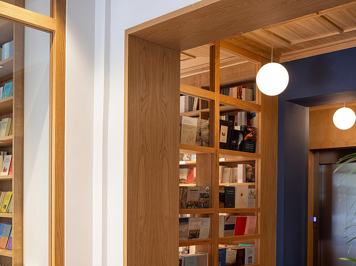 Custom Wood Elements in Institute of Technical Education