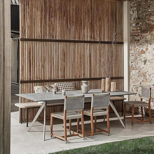 Outdoor Chairs / Flexform