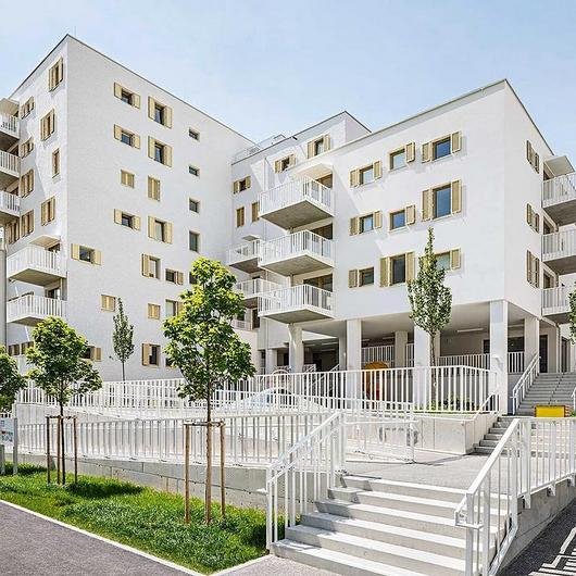 Facade Systems at Rivus Vivere Urban Quarter / Sto