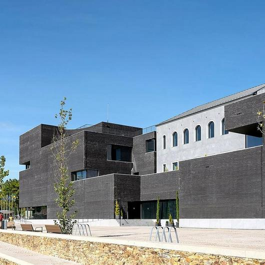 Facade Systems at Trofa Town Hall / Sto