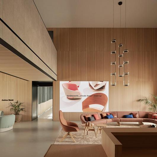 Contract Furniture in Andreu World Headquarters / Andreu World