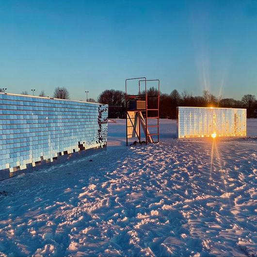 Duraply® Plywood in Solair Installation, Winter Stations / Garnica Plywood