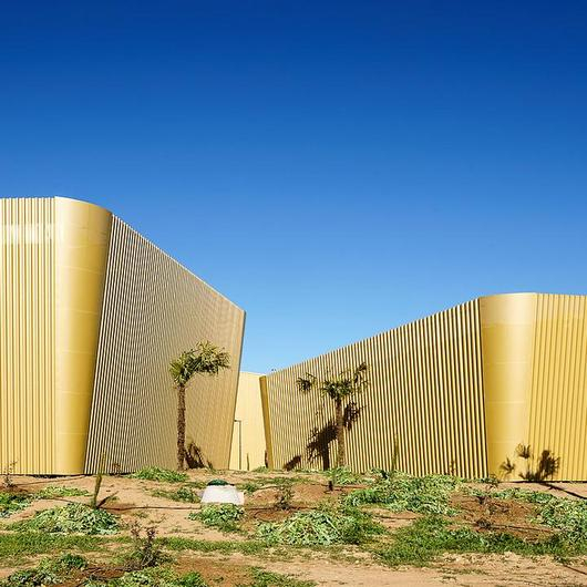 Metal Wall Cladding in Acesur Oil Mill / Europerfil