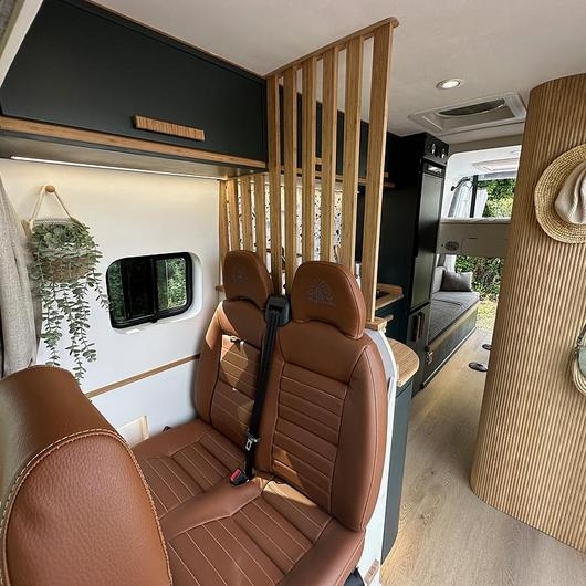 Efficiency Poplar in Vanpuravida Van Conversions / Garnica Plywood