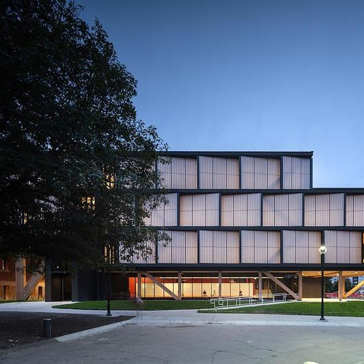 Translucent Panels in UNL College of Architecture / Kalwall®