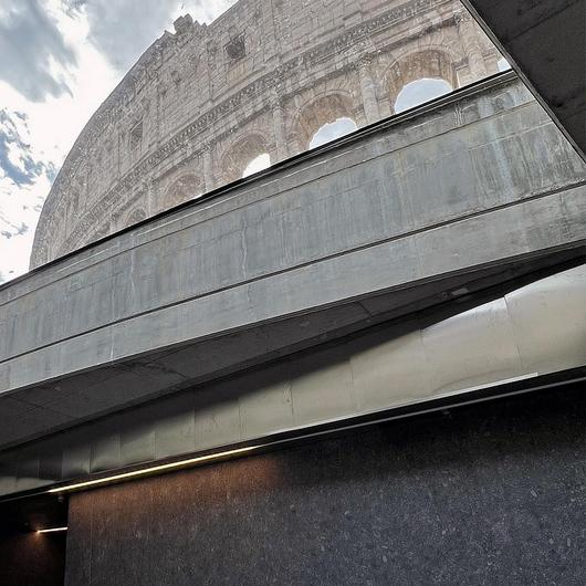 Porcelain Stooneware Cladding at Colosseo Metro Station / Casalgrande Padana