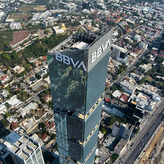 Vidrios Solarban® de control solar en Torre T.OP / Vitro Arquitectónico