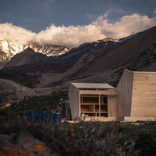Refugio de madera CLT en Tupungato / Arauco