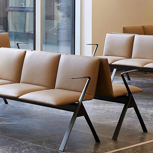 Modular Seating in Benidorm Hospital / Sellex
