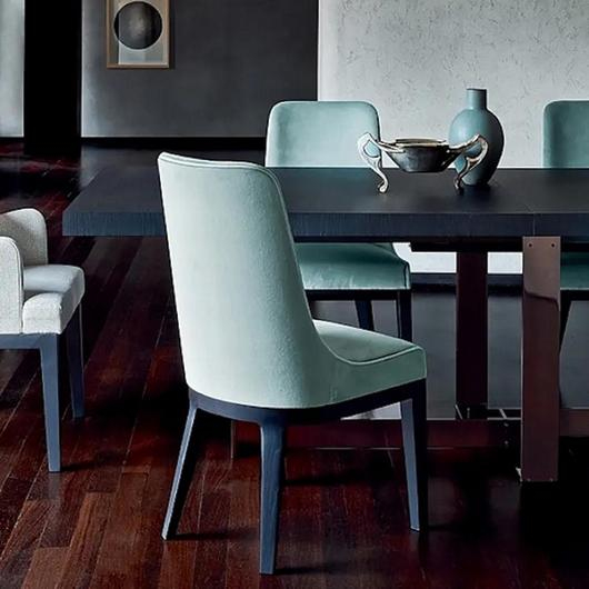 Metal-Base Tables / Flexform