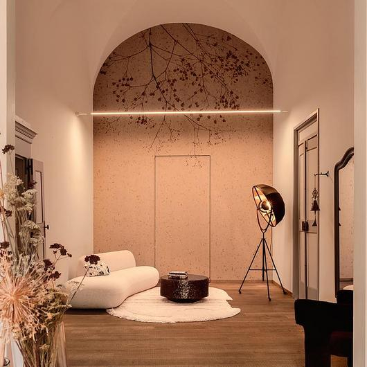 Wallcovering in Historic Bologna Apartment / GLAMORA