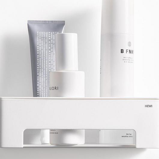 Universal Bathroom Accessories / HEWI