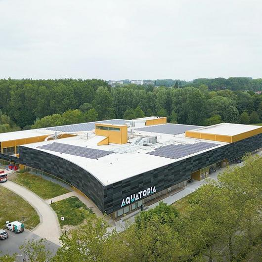 TPO Roofing Membrane at Aquatopia Aalst / Elevate EMEA
