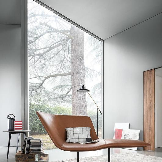 Lounge Chairs / LEMA