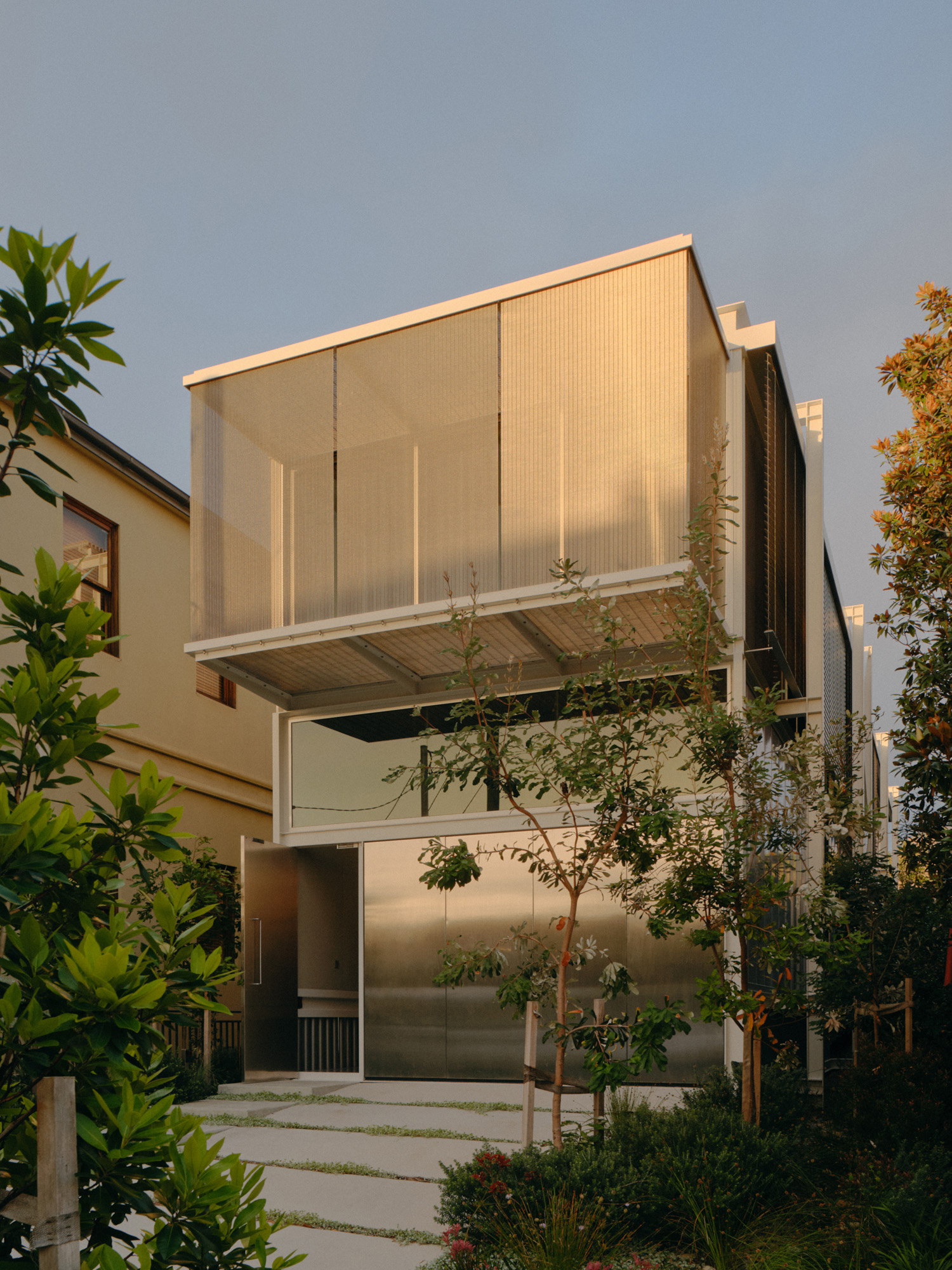 External Venetian Blinds in Bondi House | Shade Factor