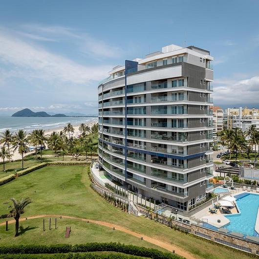 STONEO Facade in Galápagos Residential Building / ULMA Architectural Solutions