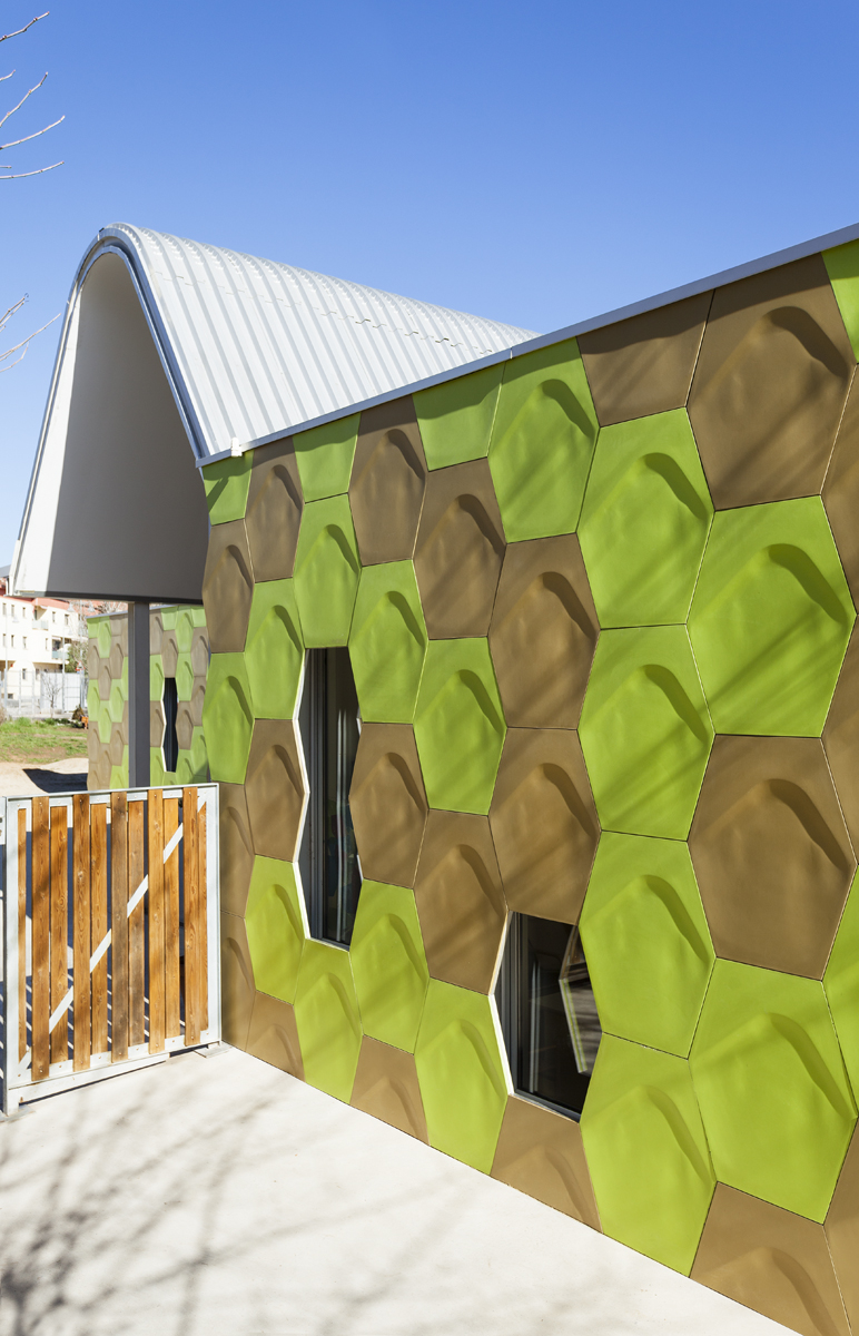 Gallery of Hexapent Facade Panel - 4