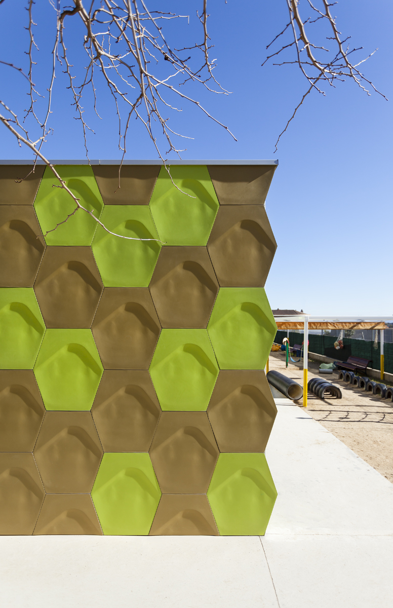Gallery of Hexapent Facade Panel - 5